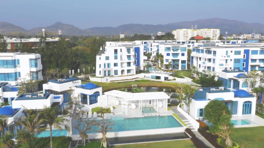 The Crest Santora Hua Hin Apartment Exterior photo